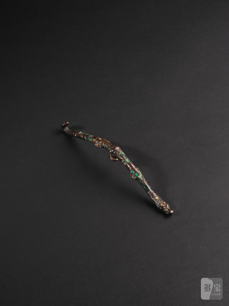戰國 公元前四至三世紀 青銅錯金嵌松石帶鉤 | FIBULE EN BRONZE ET INCRUSTATIONS EN TURQUOISE - 图2